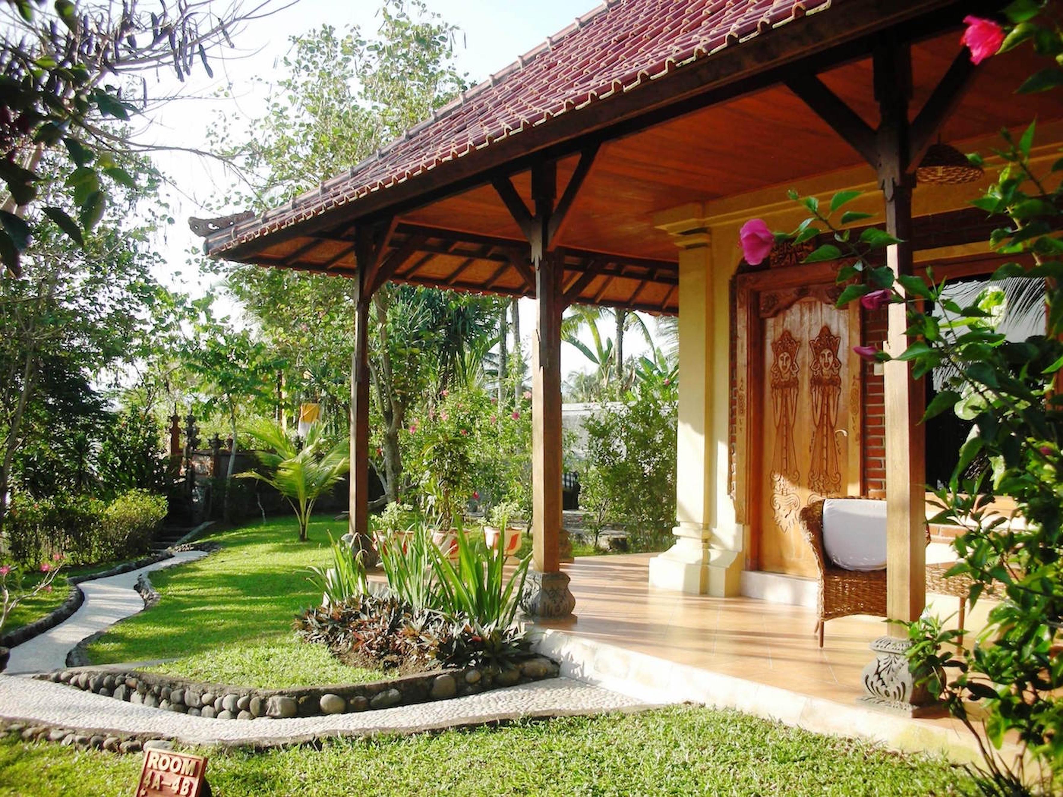 Puri Dajuma Beach Eco-Resort & Spa Pulukan Exteriör bild