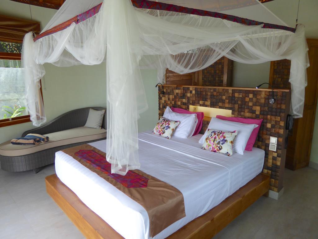 Puri Dajuma Beach Eco-Resort & Spa Pulukan Exteriör bild