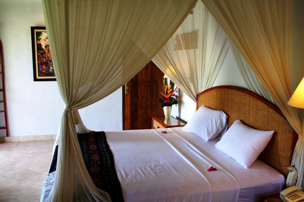 Puri Dajuma Beach Eco-Resort & Spa Pulukan Exteriör bild